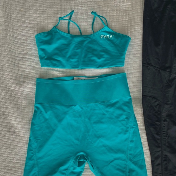 Pyra - Picture 3 of 8